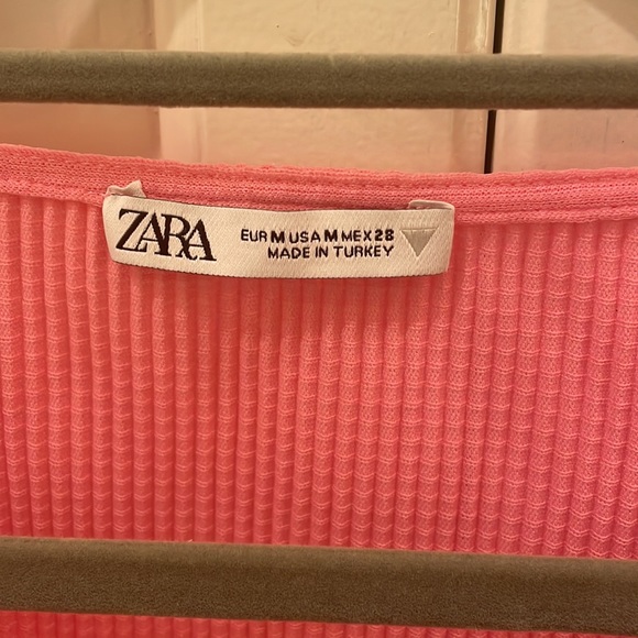 Zara puff sleeve top - Picture 2 of 3